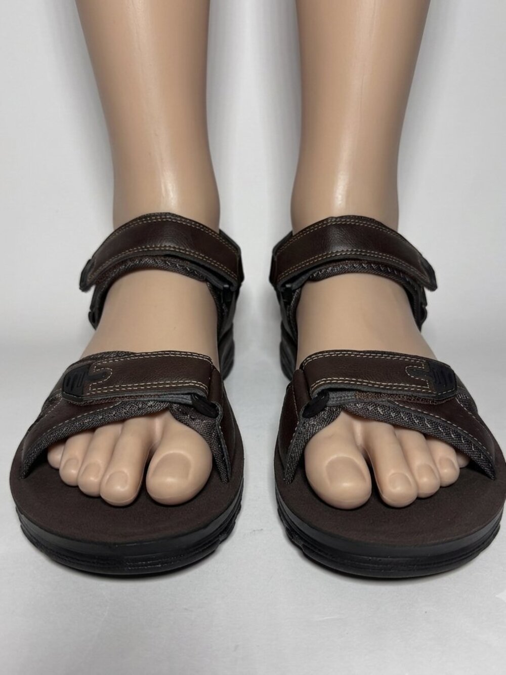 Edition Sport Sandals Ajustable Hook-and-Loop Strap Star Shaped Branding Brown